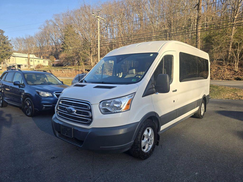 2017 Ford Transit Wagon XLT's photo