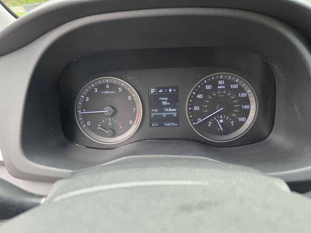 2017 Hyundai Tucson SE - Photo 11
